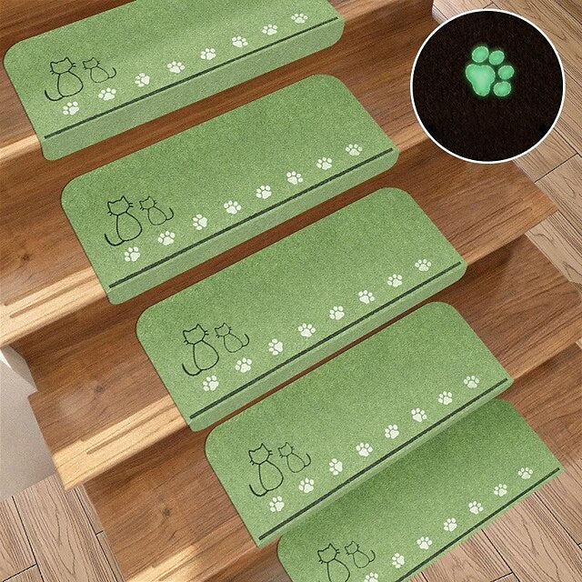 Step Carpet Blacklight Night Style Non-Slip Carpet Stair Treads for Kids Elders and Pets Animal Design Stair Tread Mats