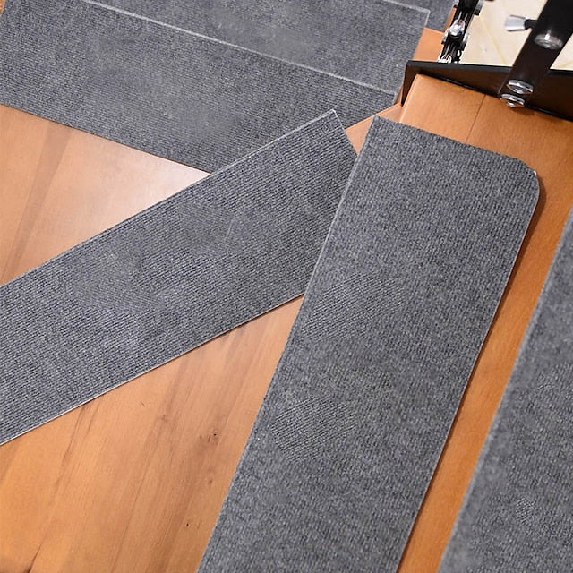 Step Carpet Solid Color Non-Slip Carpet Stair Treads for Kids Elders and Pets Stair Tread Mats