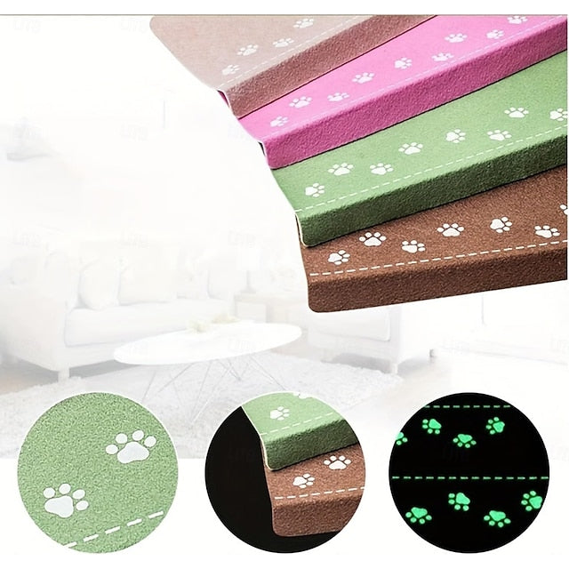 Step Carpet Blacklight Night Style Non-Slip Carpet Stair Treads for Kids Elders and Pets Animal Design Stair Tread Mats