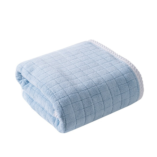 Towels 1 Pack Medium Bath Towel, Ring Spun Cotton Lightweight and Highly Absorbent Quick Drying Towels, Premium Towels for Hotel, Spa and Bathroom