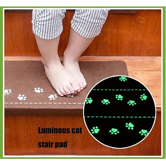 Step Carpet Blacklight Night Style Non-Slip Carpet Stair Treads for Kids Elders and Pets Animal Design Stair Tread Mats